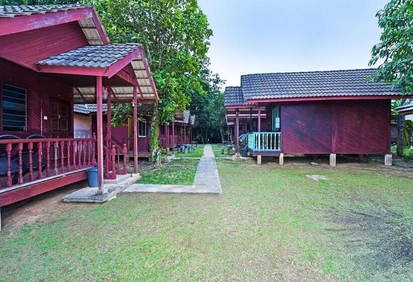 בית מלון כפרי Spot On 90619 Mahseer Hostel