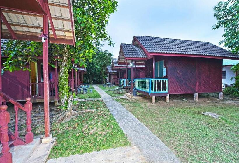 בית מלון כפרי Spot On 90619 Mahseer Hostel