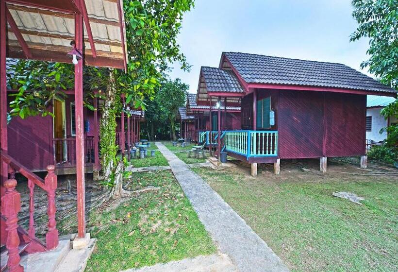 בית מלון כפרי Spot On 90619 Mahseer Hostel