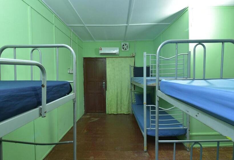 בית מלון כפרי Spot On 90619 Mahseer Hostel