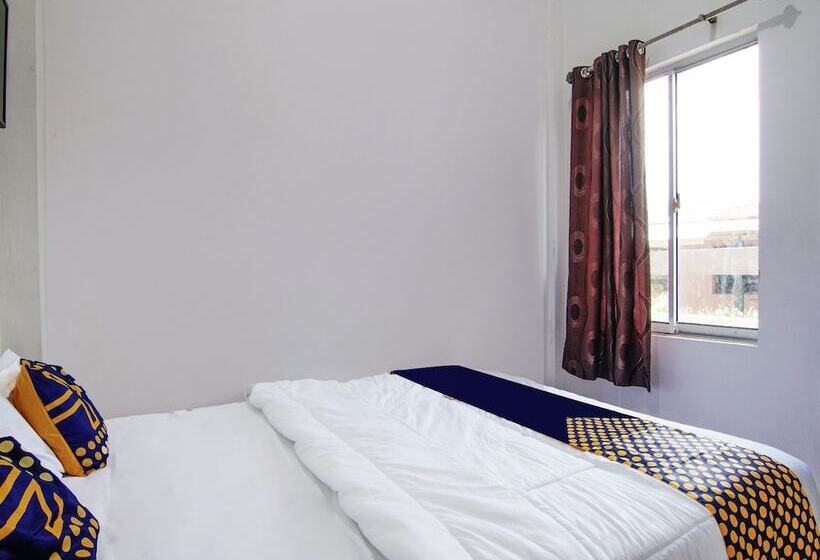 ホテル Spot On 91598 Oklahoma Homestay Syariah