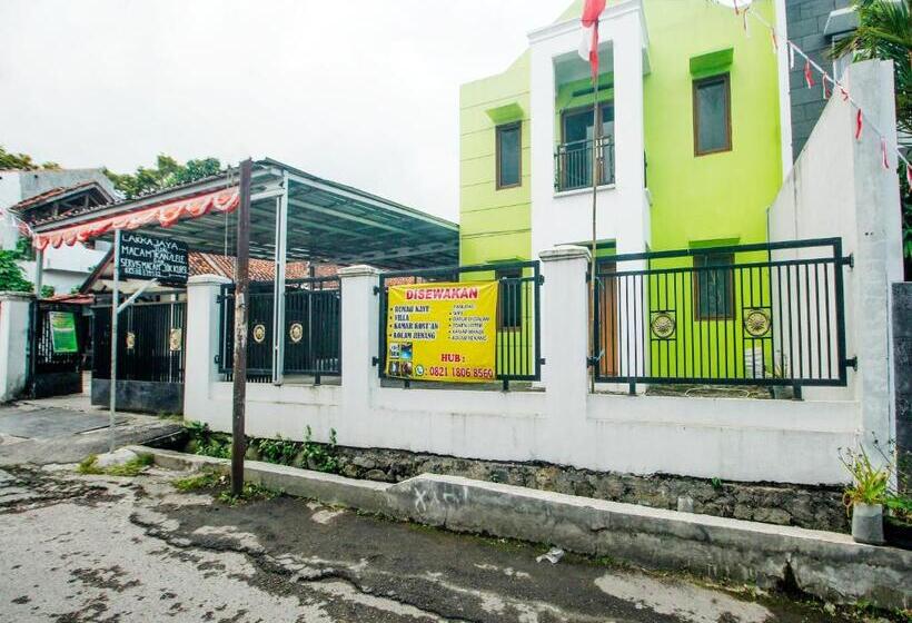 酒店 Spot On 91606 Nadin Guest House