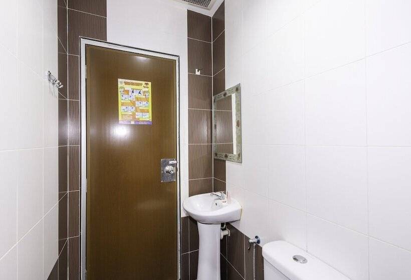 Capital O 812 Hotel Smc Seksyen 13