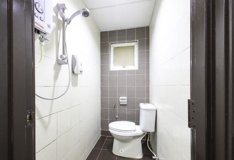 Capital O 812 Hotel Smc Seksyen 13