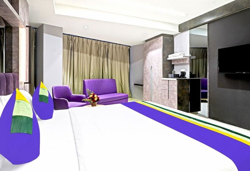 Отель Treebo Premium La Orchid