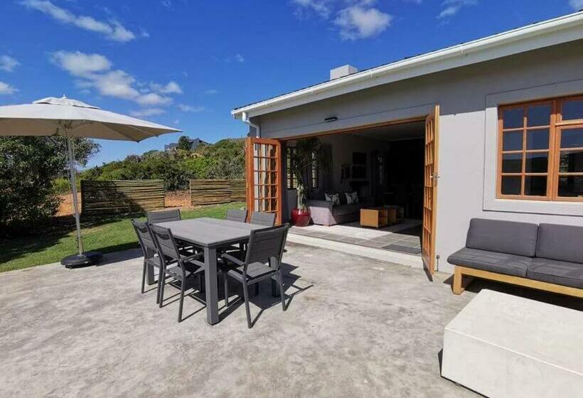 Living The Breede   Weaver Cottage