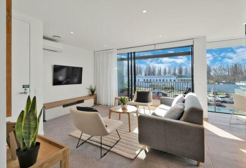 Top Floor Luxury City Central W Sunny Balcony