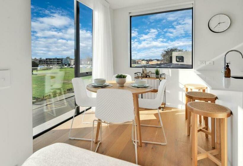 Top Floor Luxury City Central W Sunny Balcony