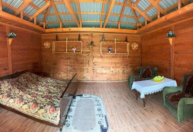 پانسیون Matua Guest House