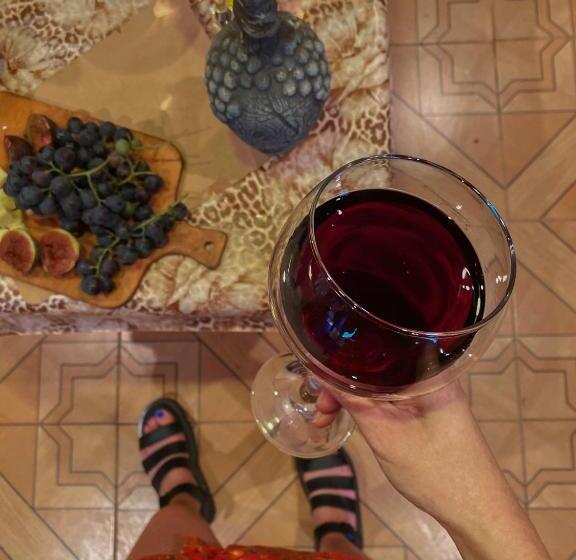 پانسیون Matua Guest House