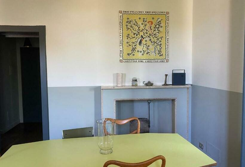 פנסיון Oste Al Numero 22 Royal Blue