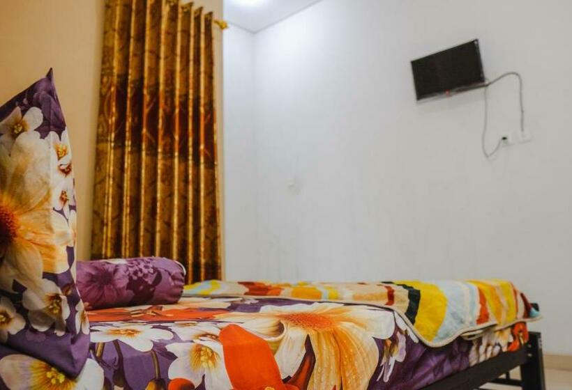 膳宿费 Sitiinggil Guest House Syariah