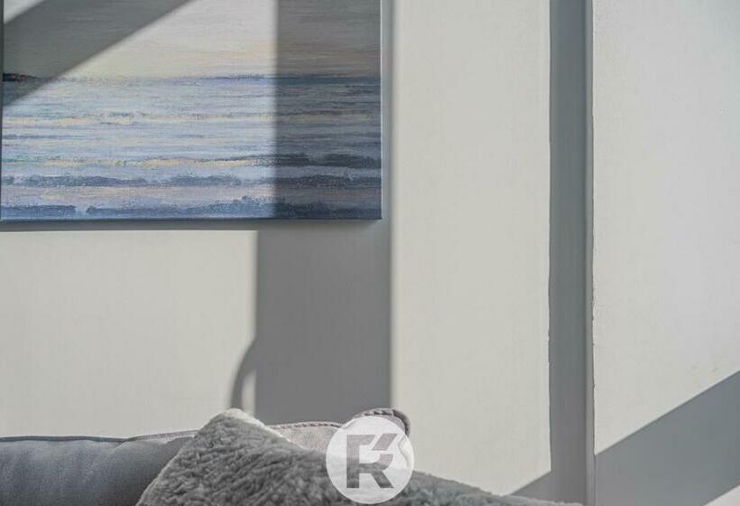 R Apparts T2 Le Belledonne View