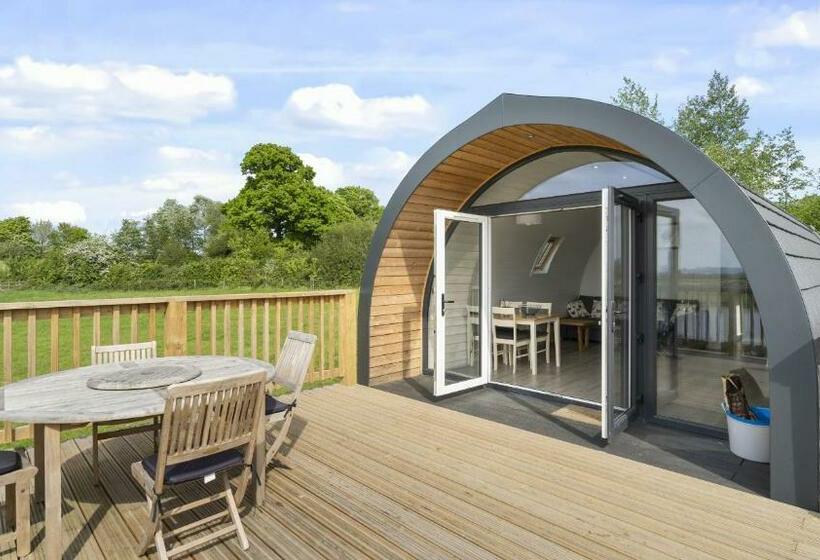 Finest Retreats   The Highland Camping Pod