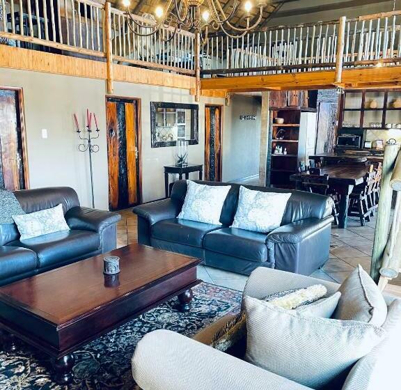 Vaalkrans Game Lodge