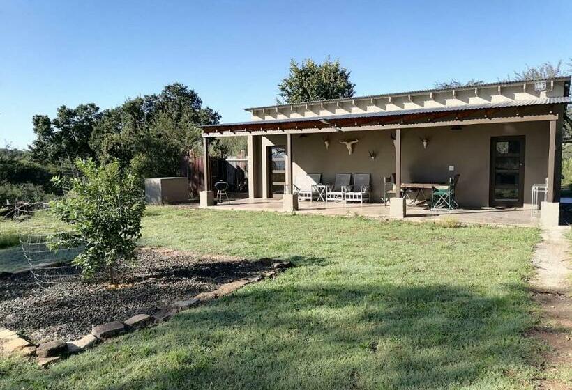 Vaalkrans Game Lodge