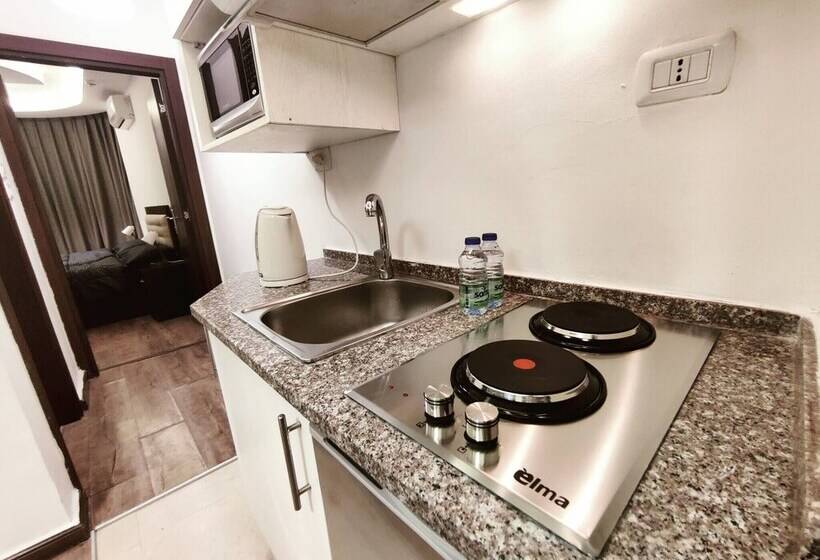 28 1  Lovely Apartment Close To All Services