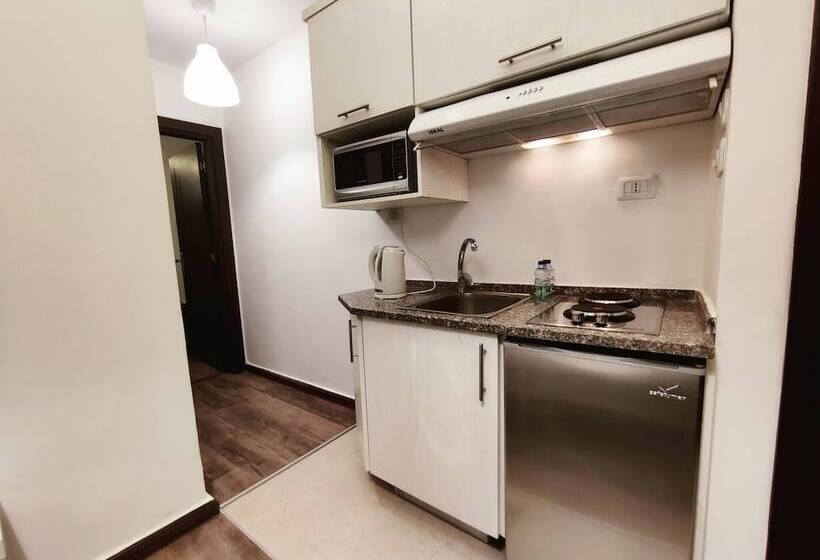 28 1  Lovely Apartment Close To All Services