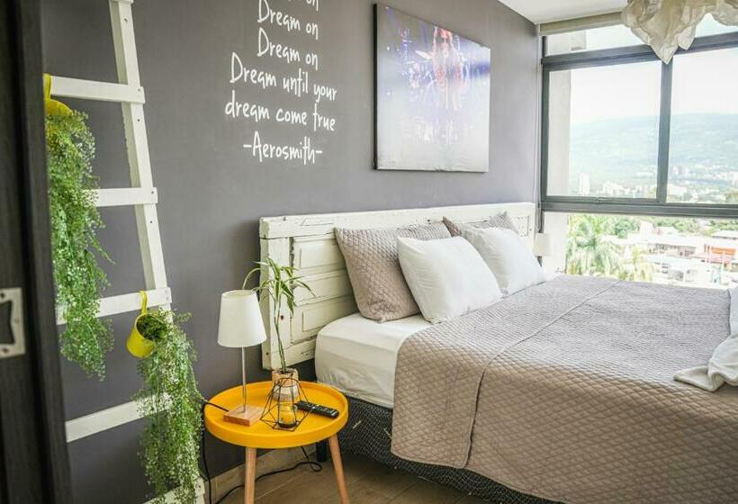 Avitat Joy 2brm Amazing City&volcano View Pool&gym