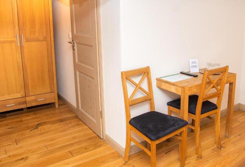 مبيت وإفطار Alte Windmühle   Hotel Garni