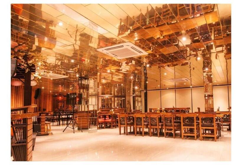 Capital O 897 Takara Hotel And Events Place