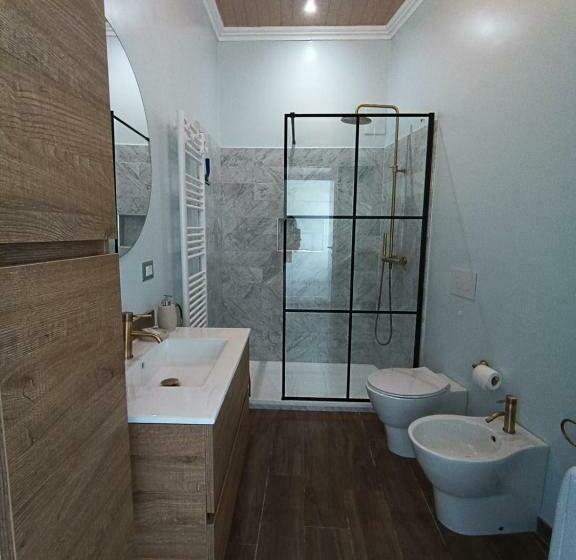 Casa Rosamari   Su Lago Di Posta Fibreno, Appartamento Con Camino