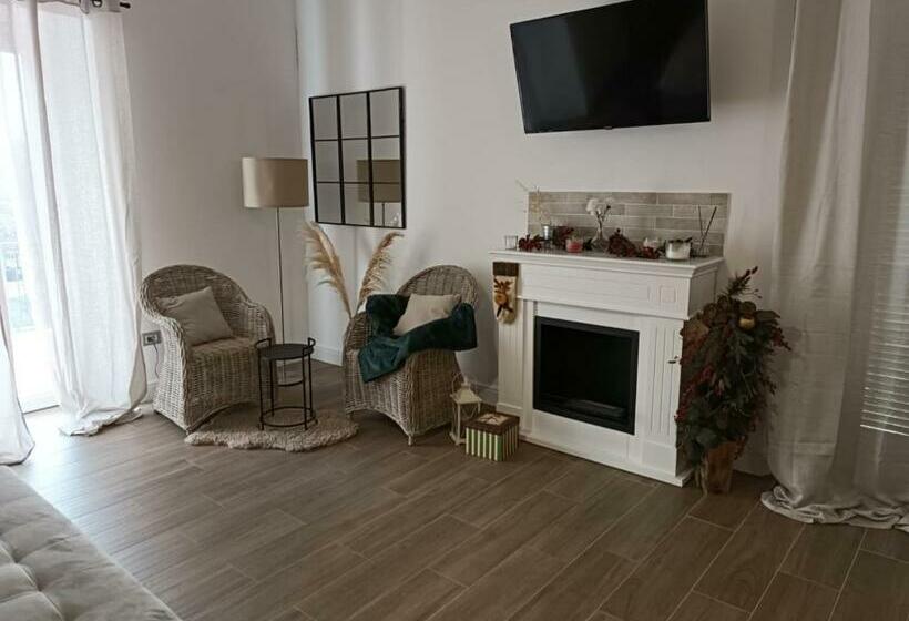 Casa Rosamari   Su Lago Di Posta Fibreno, Appartamento Con Camino