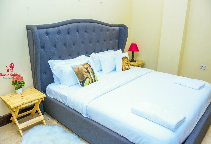 Chui By Rorric Safaris