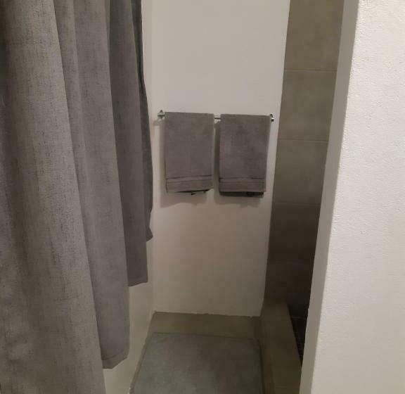 Farmhouse Guestrooms