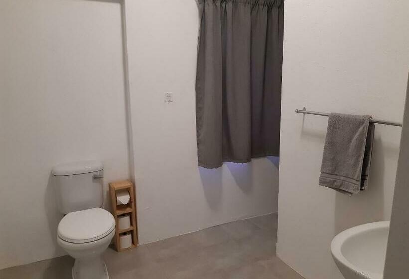 Farmhouse Guestrooms