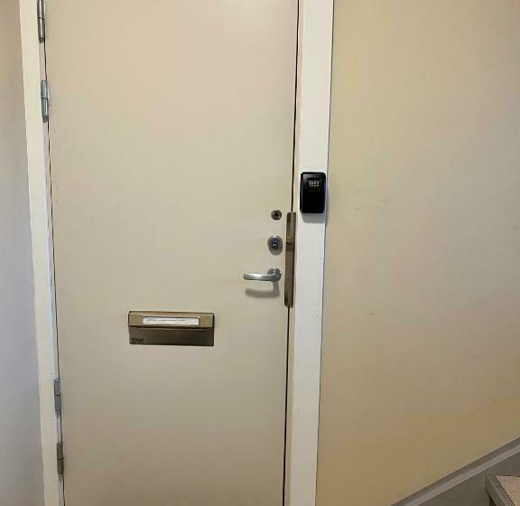 Fin Lägenhet. Gångavstånd Till Strömstads Centrum