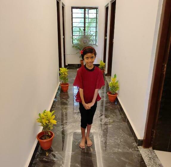 ホテル Anand Vihar