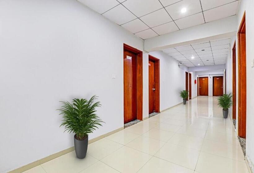 Отель Way Point