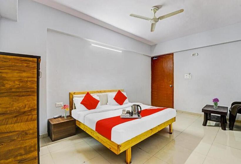 Отель Way Point