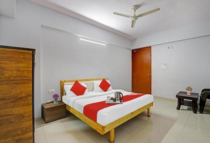 Отель Way Point