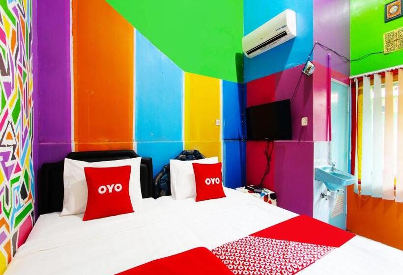 בית מלון כפרי Oyo 91601 Pelemkecut Double Degree Syariah