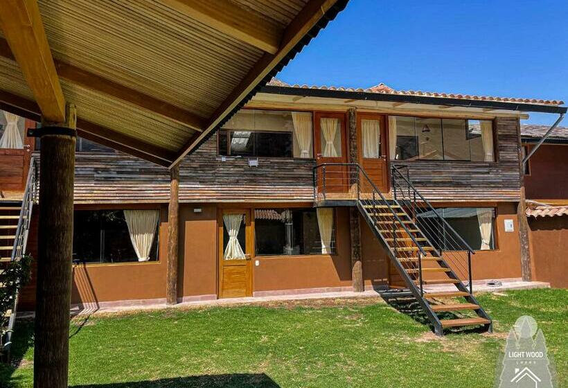 پانسیون Light Wood