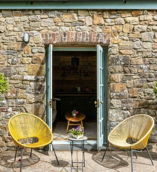 The Cow Shed Luxury Barn Moments From Narberth