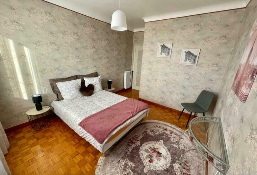 Très Grand Appartement à 10 Min à Pied Du Centre