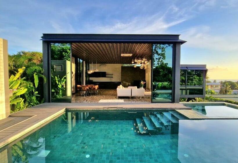 Villa Obsidian, With Staff, Sea View And Walk To Choeng Mon Beach