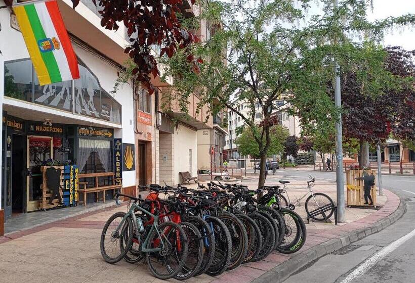 ユースホステル El Peregrino Najerino