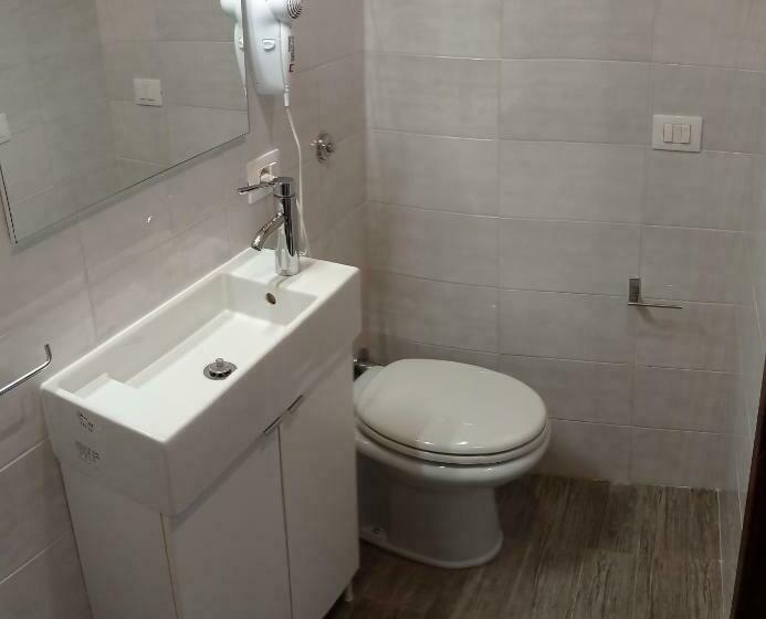 Argentino Minimal Room