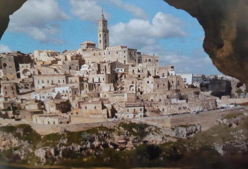 ベッドアンドブレックファースト Home Sweet Home