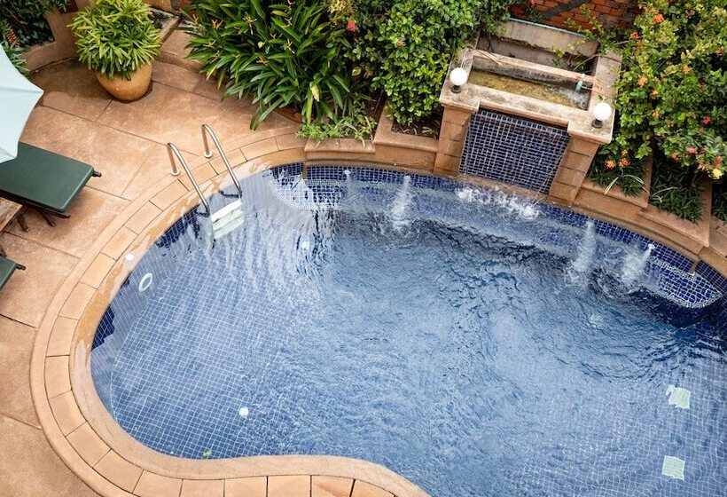 Den Hotel Totonou Siem Reap