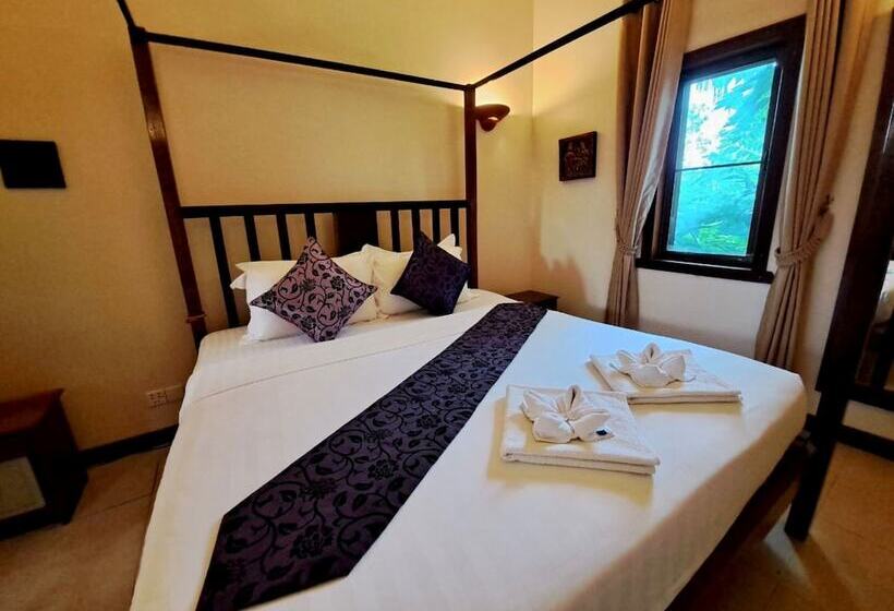 Den Hotel Totonou Siem Reap