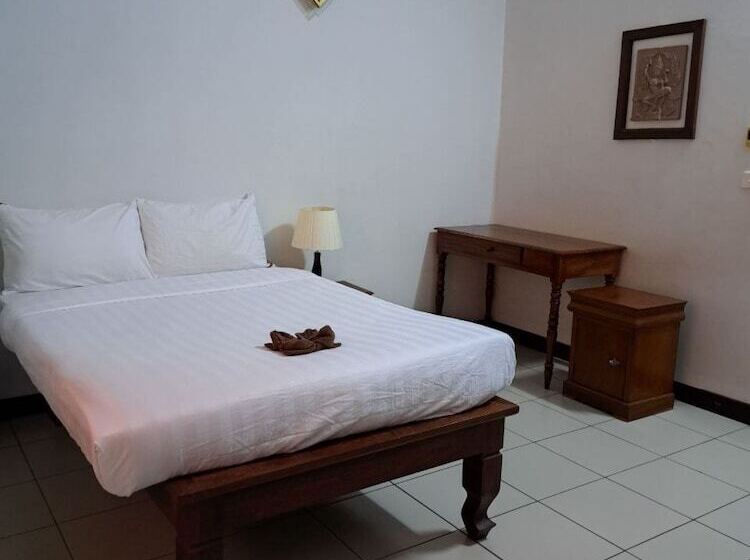 Den Hotel Totonou Siem Reap