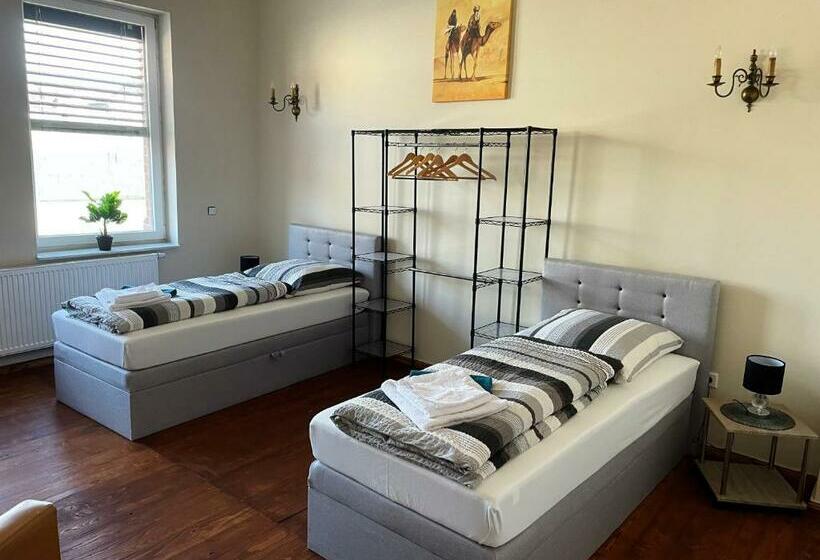 Dz Appartements   Ferienwohnung Mit Klimaanlage, Whirlpool Und Freiem Wlan   Ruhige, Zentrale Lage I