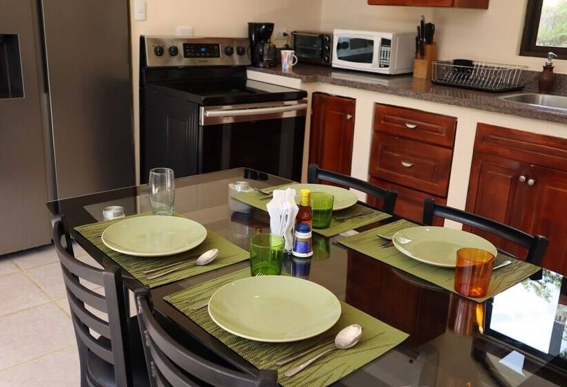 Golf Course Casa With Hillside Vista