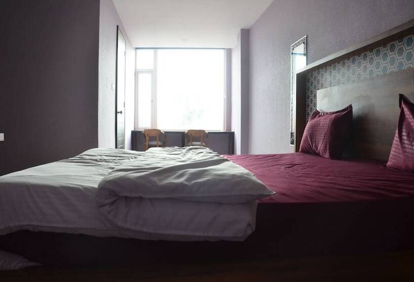 호텔 Blue Bell Rishikesh