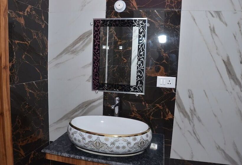 호텔 Blue Bell Rishikesh